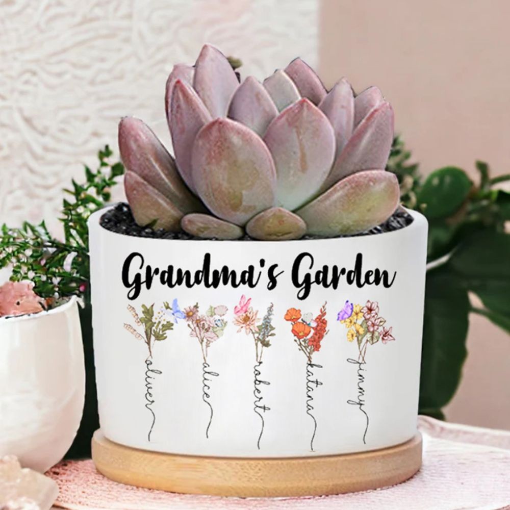 Personalized Birth Month Flower Pots with Grandkids Names, Mothers Day Gift for Mum,Gigi, Grammy, Mom, Nana