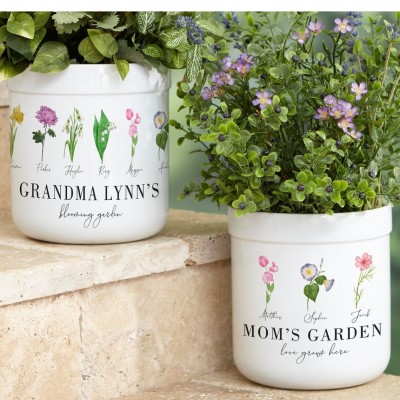 Personalized Birth Month Flower Pots with Grandkids Names, Mothers Day Gift for Mum,Gigi, Grammy, Mom, Nana