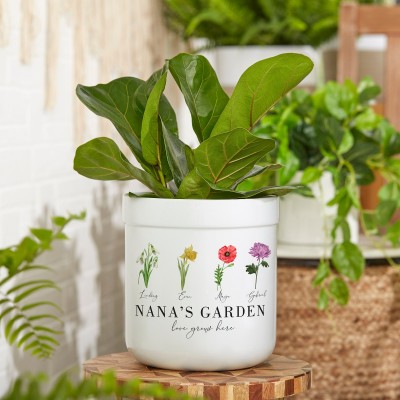 Personalized Birth Month Flower Pots with Grandkids Names, Mothers Day Gift for Mum,Gigi, Grammy, Mom, Nana